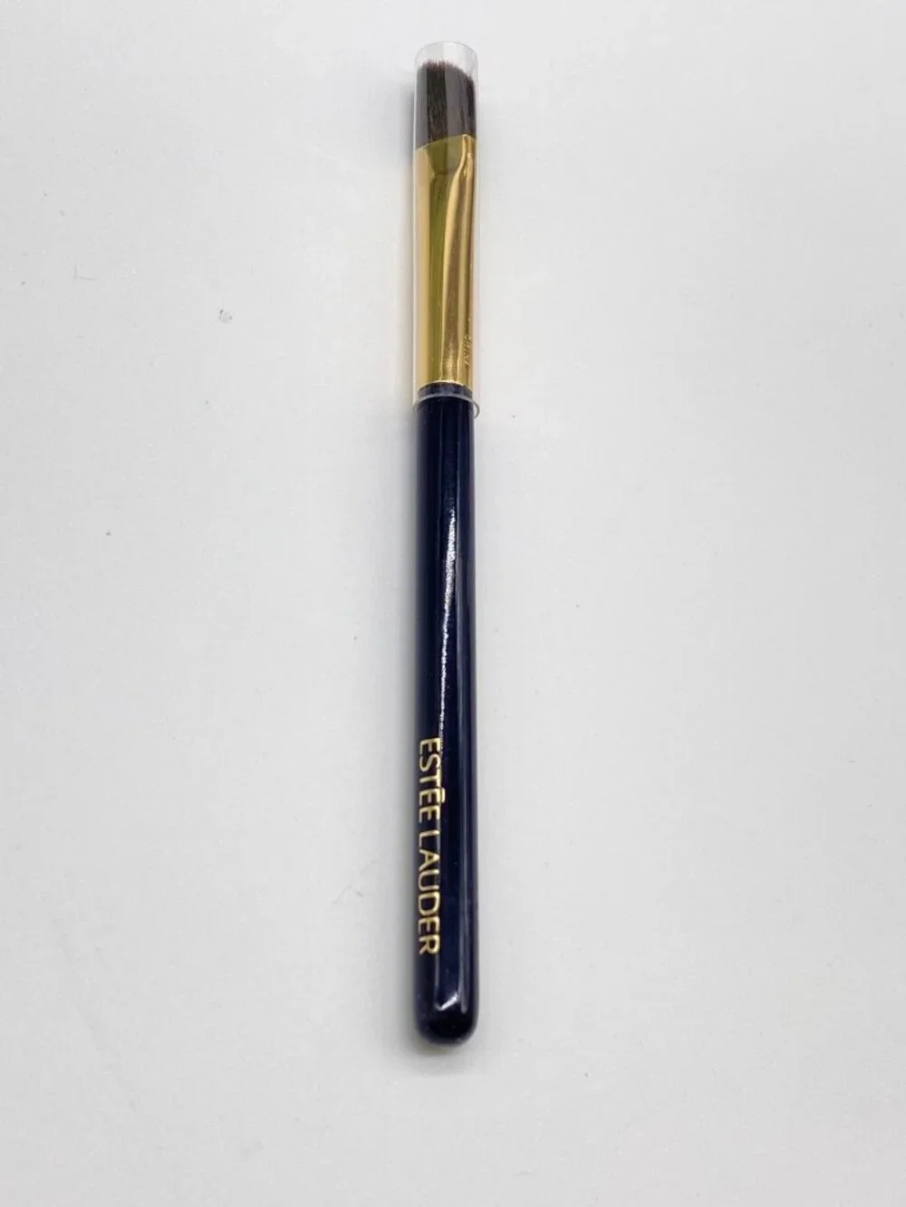 Estee Lauder Contour Shadow Brush - # 30
